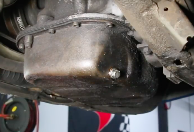 How to Replace a Leaking Oil Pan Drain Plug without Draining the Engine